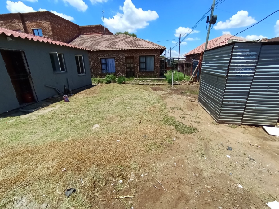 2 Bedroom Property for Sale in Blomanda Free State